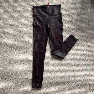 Spanx faux leather burgundy leggings M